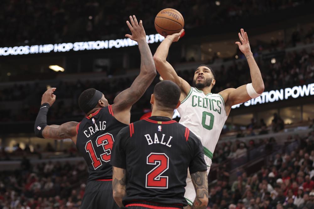 挥领导作用 挥领导作用